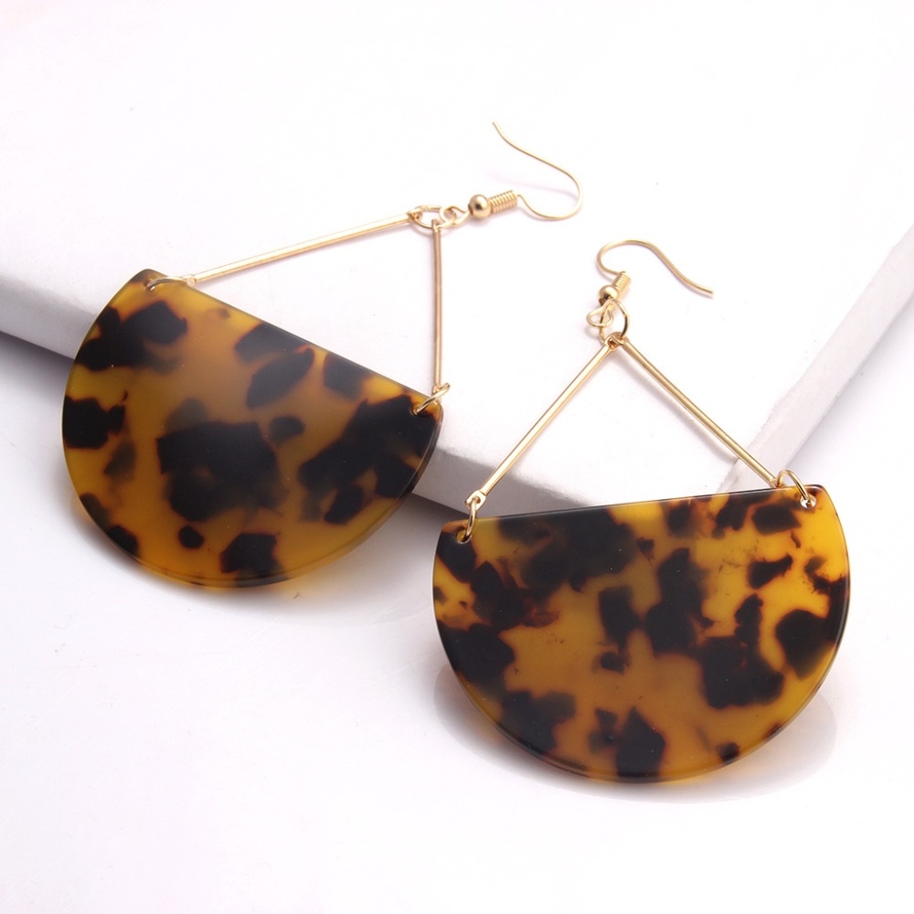 New: Geometric Tortoise Shell Dangle Earrings (Bo… - image 1